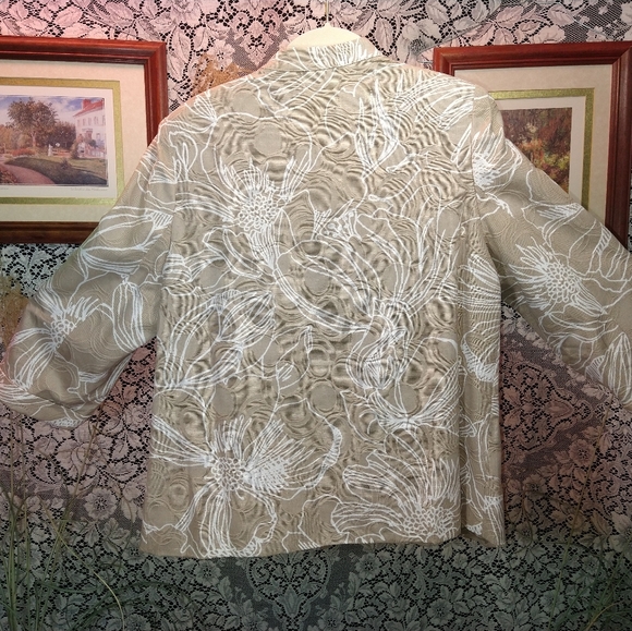 Susan Graver beige white abstract flower loose fit jacket lined shoulder pads - Picture 2 of 6